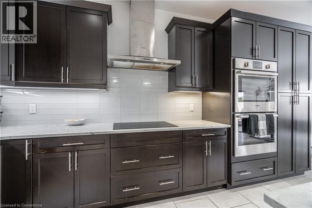 Photo 5 of 4126 Prokich Court, Beamsville ON