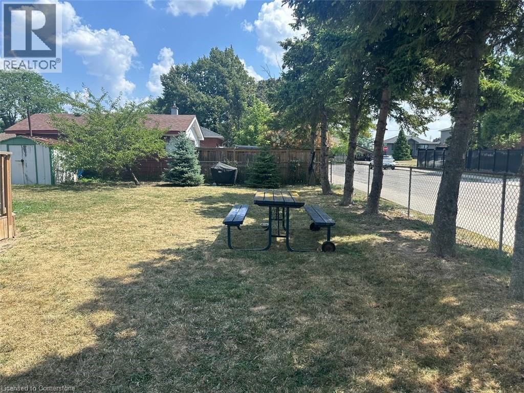 Photo 5 of 253 East 44th Street Unit Lower, Hamilton ON