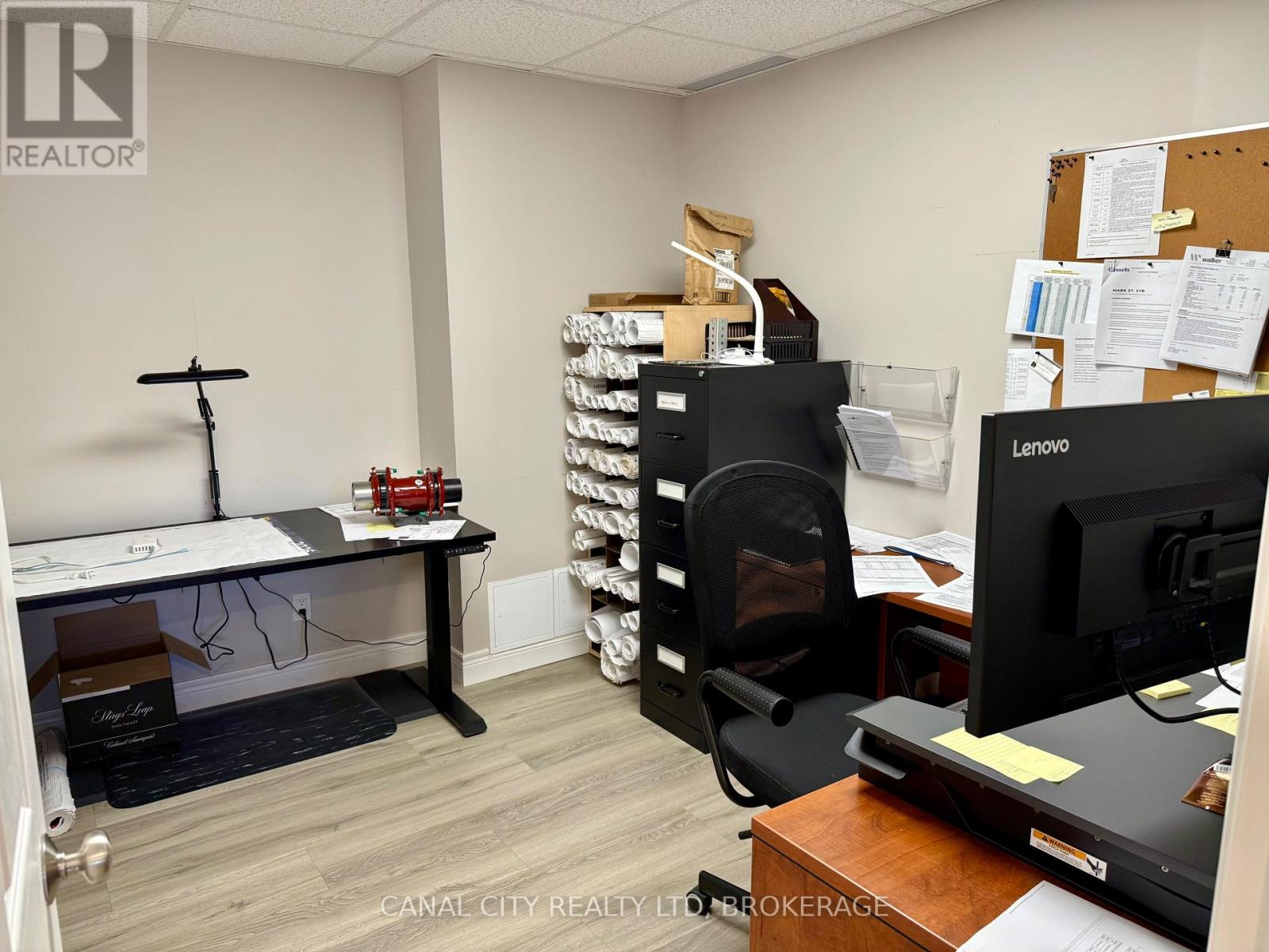 Photo 8 of 106 10 Albert Street E, Thorold ON