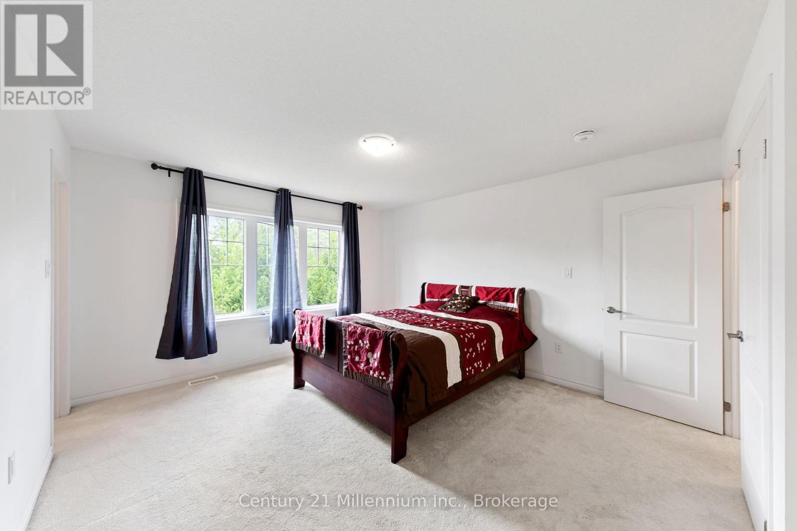 Photo 3 of 13 Abby Drive, Wasaga Beach ON