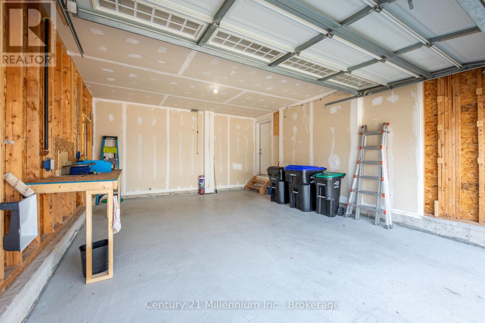 Photo 41 of 13 Abby Drive, Wasaga Beach ON