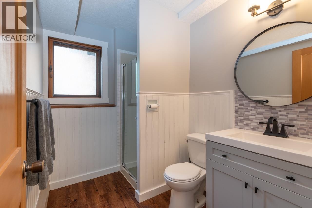  5302 Meadow Creek Crescent, Celista