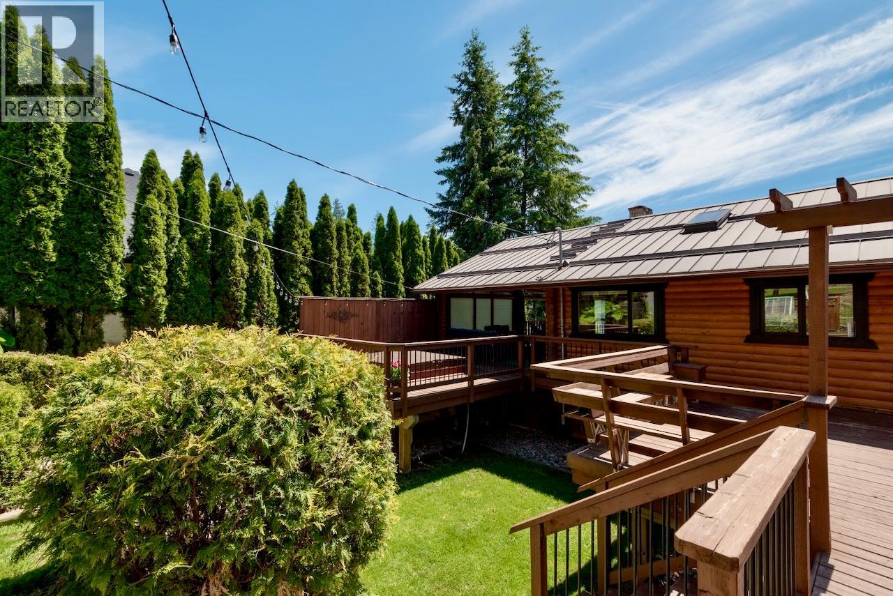  5302 Meadow Creek Crescent, Celista