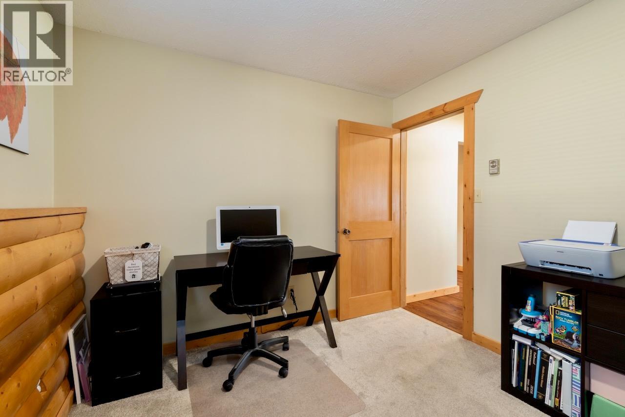  5302 Meadow Creek Crescent, Celista