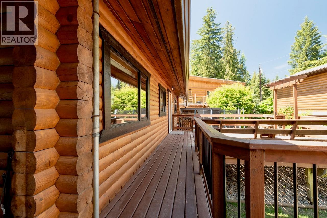  5302 Meadow Creek Crescent, Celista