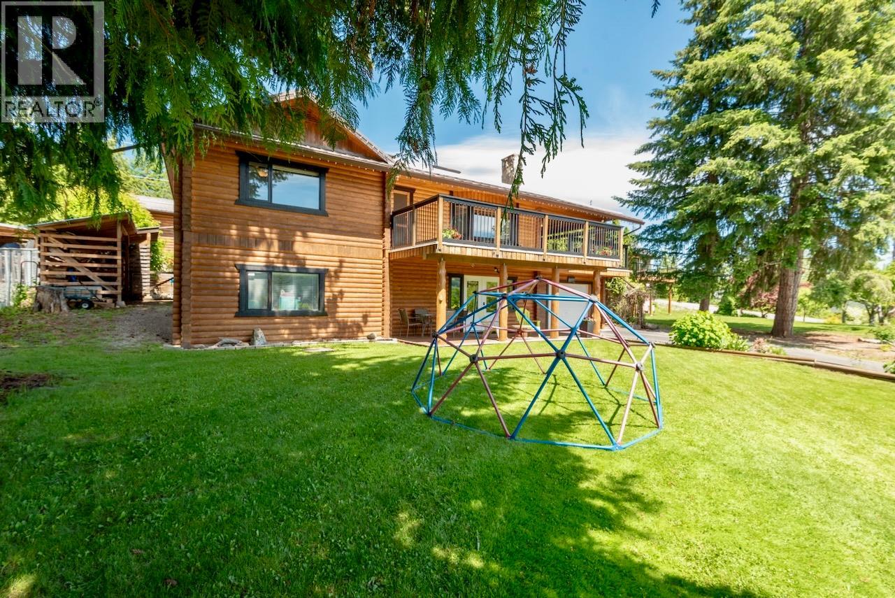  5302 Meadow Creek Crescent, Celista