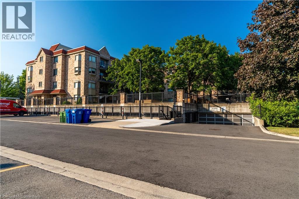 Photo 21 of 3499 Upper Middle Road Unit 102, Burlington ON