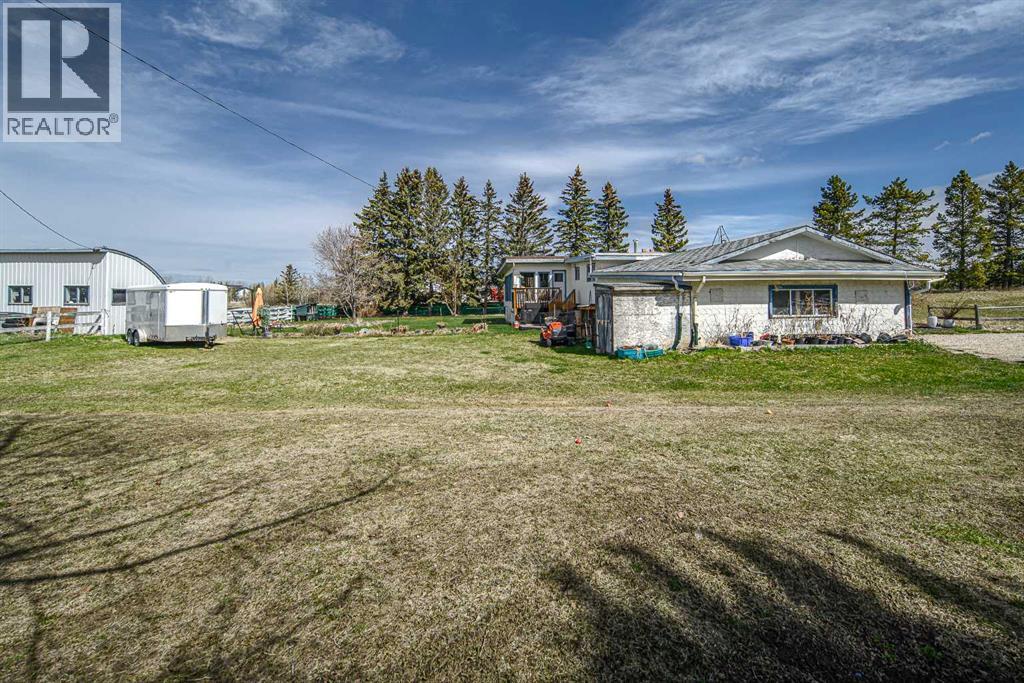 Photo 9 of 262057 Poplar Hill Drive, Rural Rocky View County AB