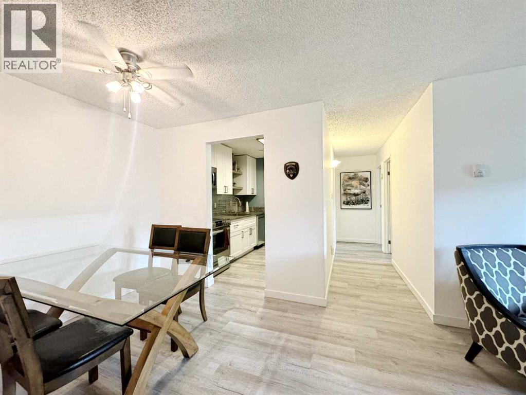 Single Family House for Sale in   Southampton Drive SW Southwood Calgary 
