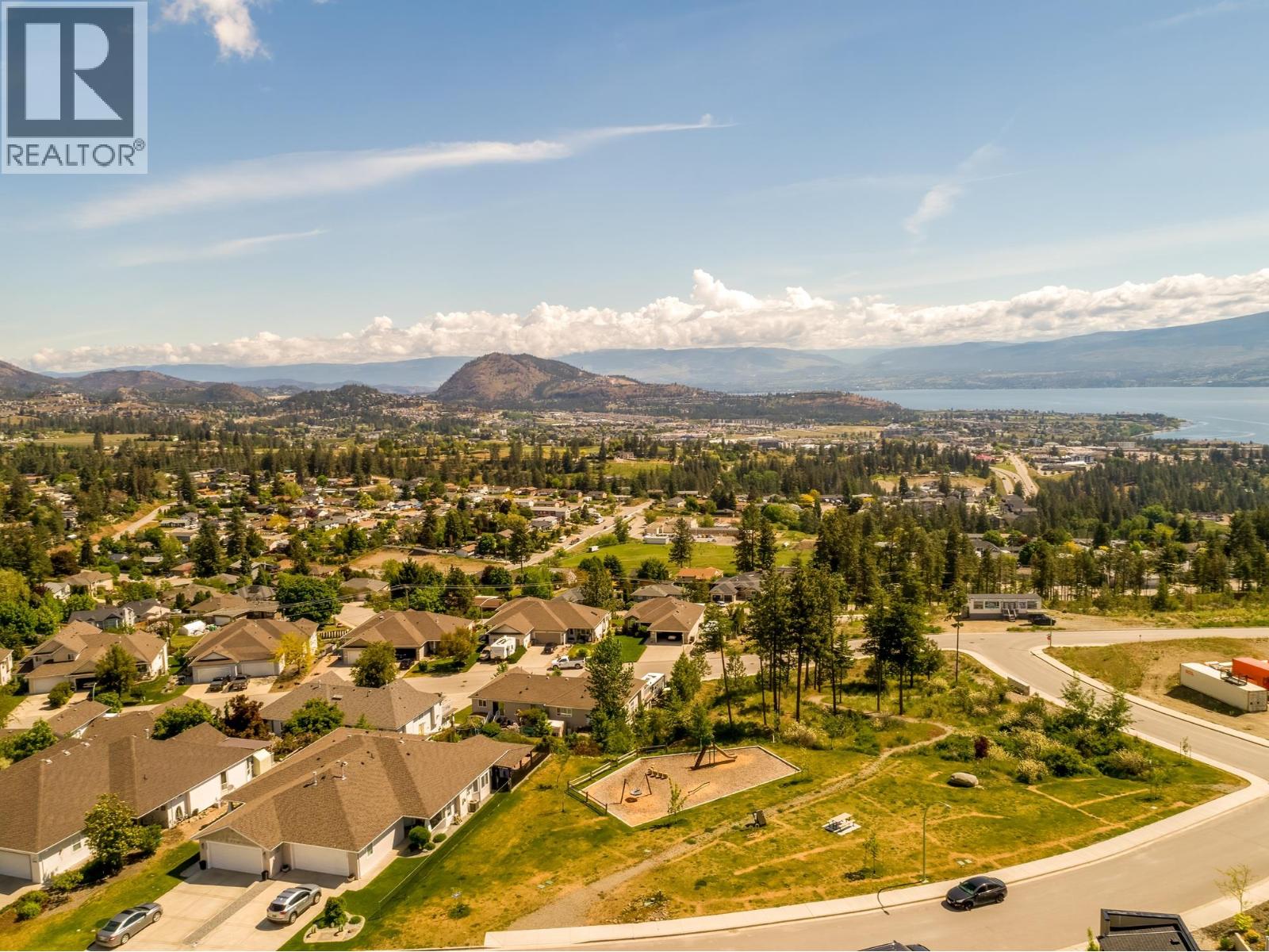 3702 Astoria Drive, West Kelowna