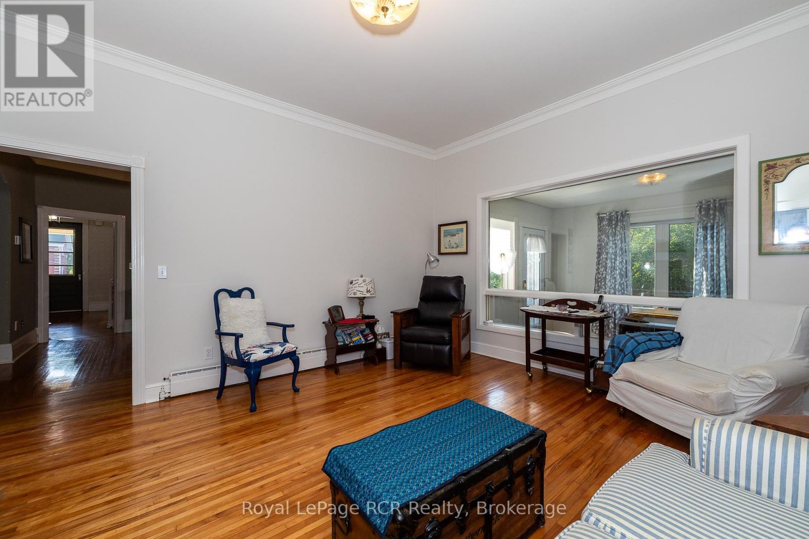 Photo 1 of 626 3rd Avenue E, Owen Sound ON