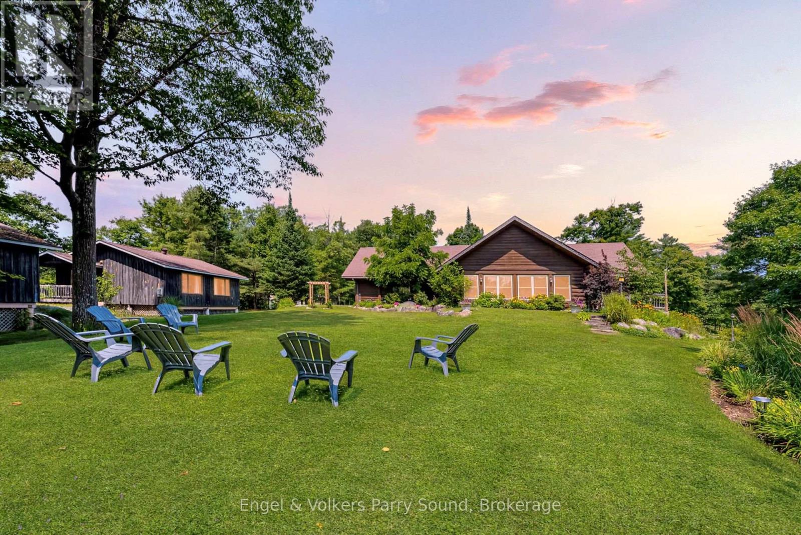 Photo 34 of 9 Little Beaver Boulevard, Seguin ON