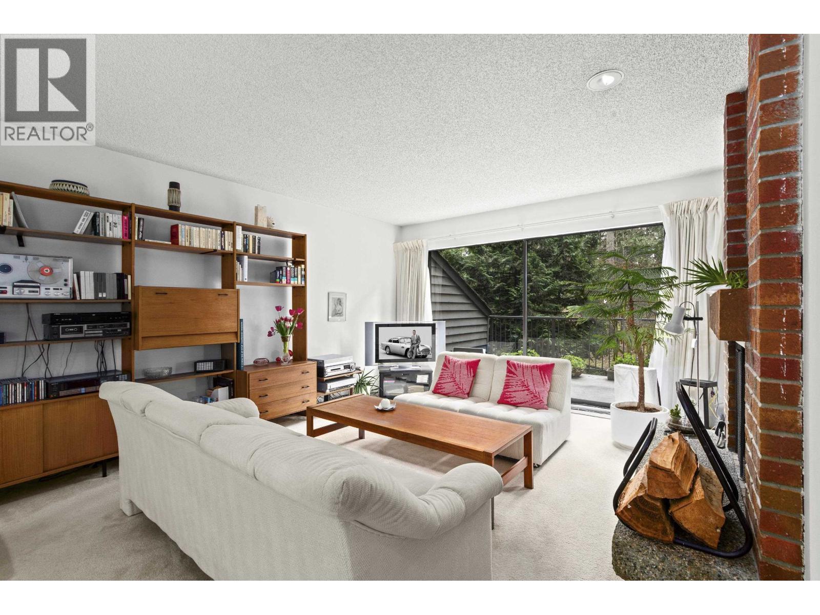 Photo 23 of 856 Frederick Road, North Vancouver BC