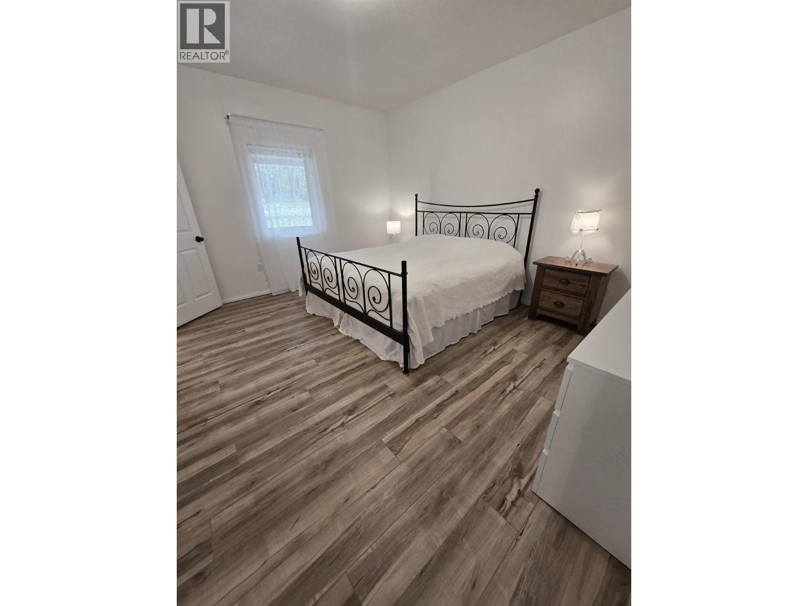 Photo 13 of 5203 Lebell Road, Farmington BC