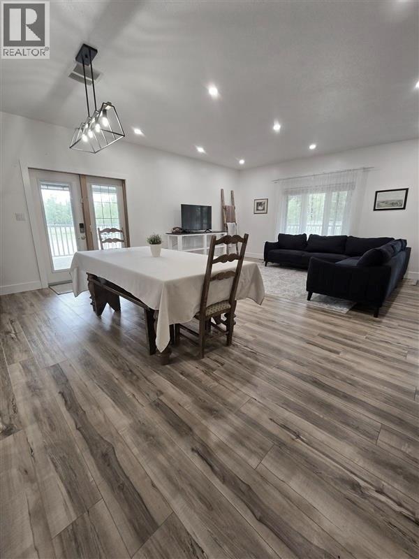 Photo 14 of 5203 Lebell Road, Farmington BC