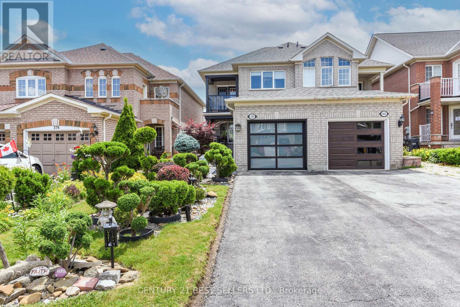 Photo 23 of 380 Wildgrass Road, Mississauga ON