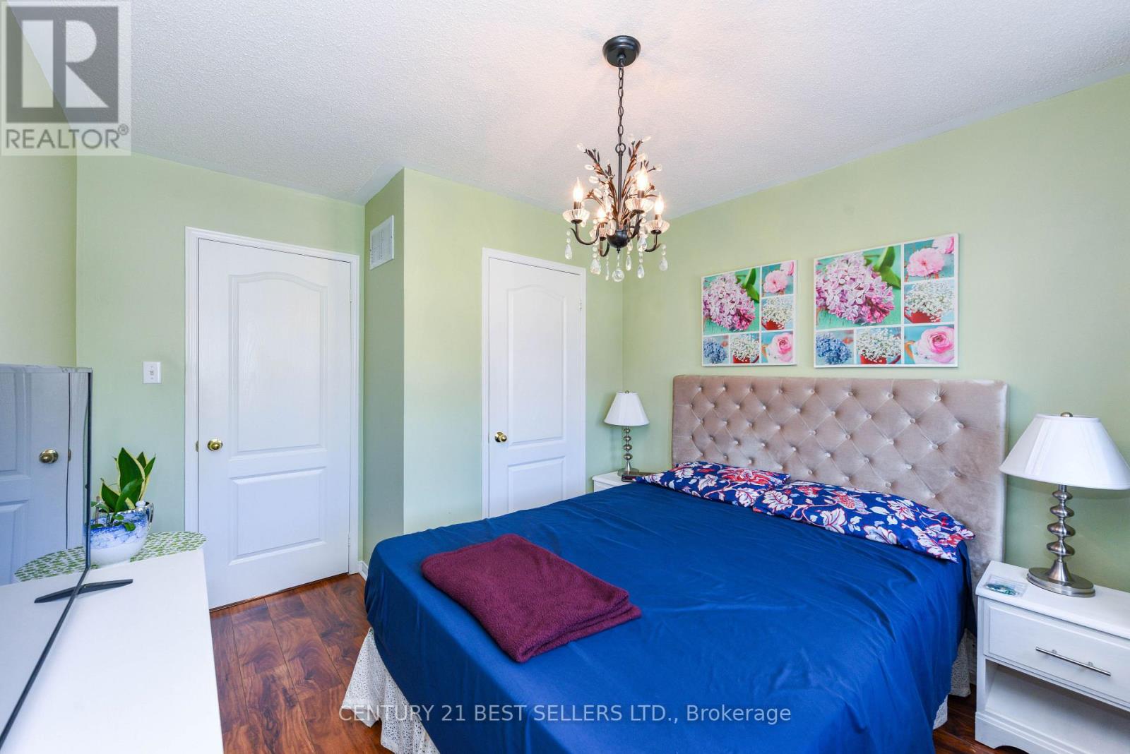 Photo 28 of 380 Wildgrass Road, Mississauga ON