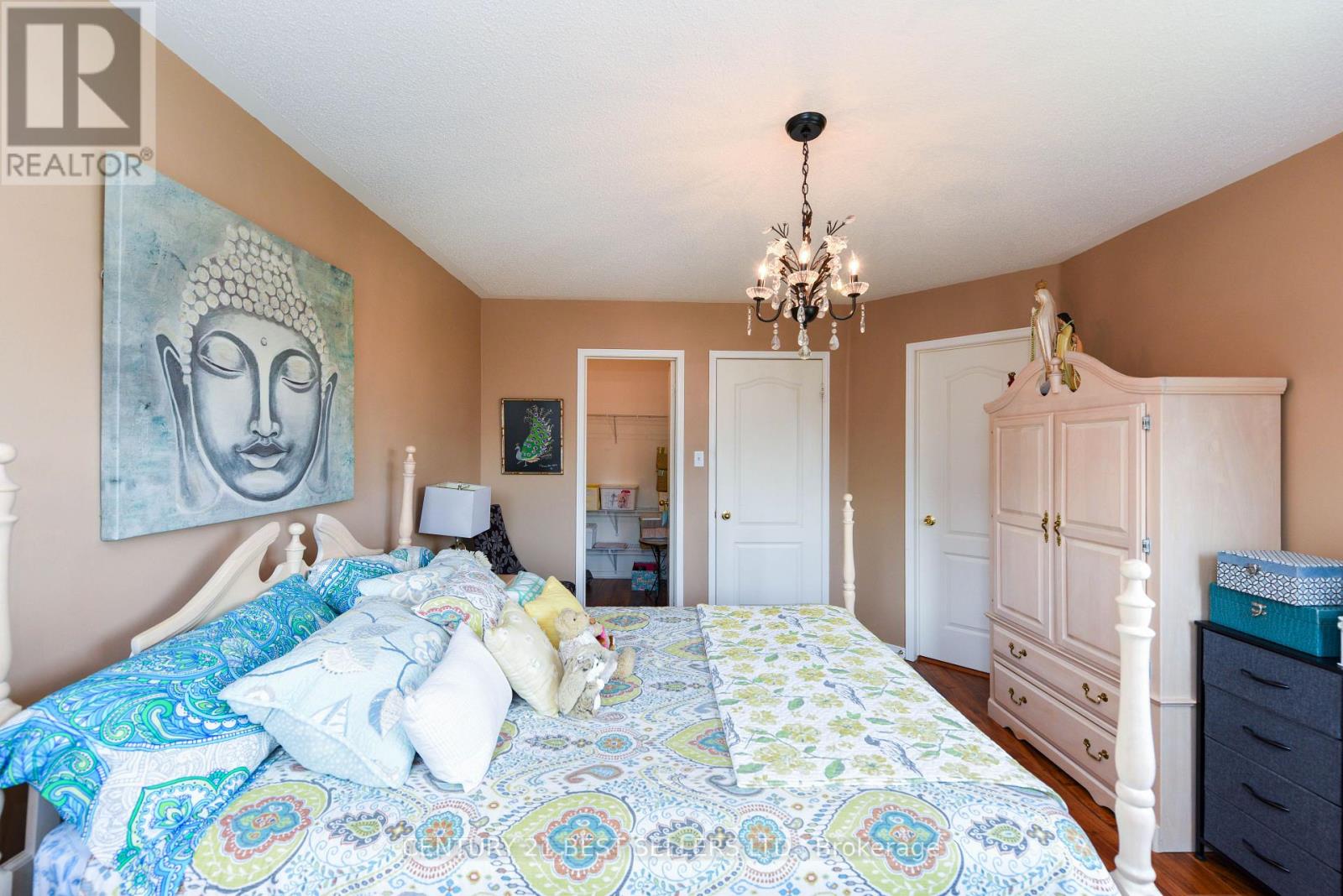 Photo 1 of 380 Wildgrass Road, Mississauga ON