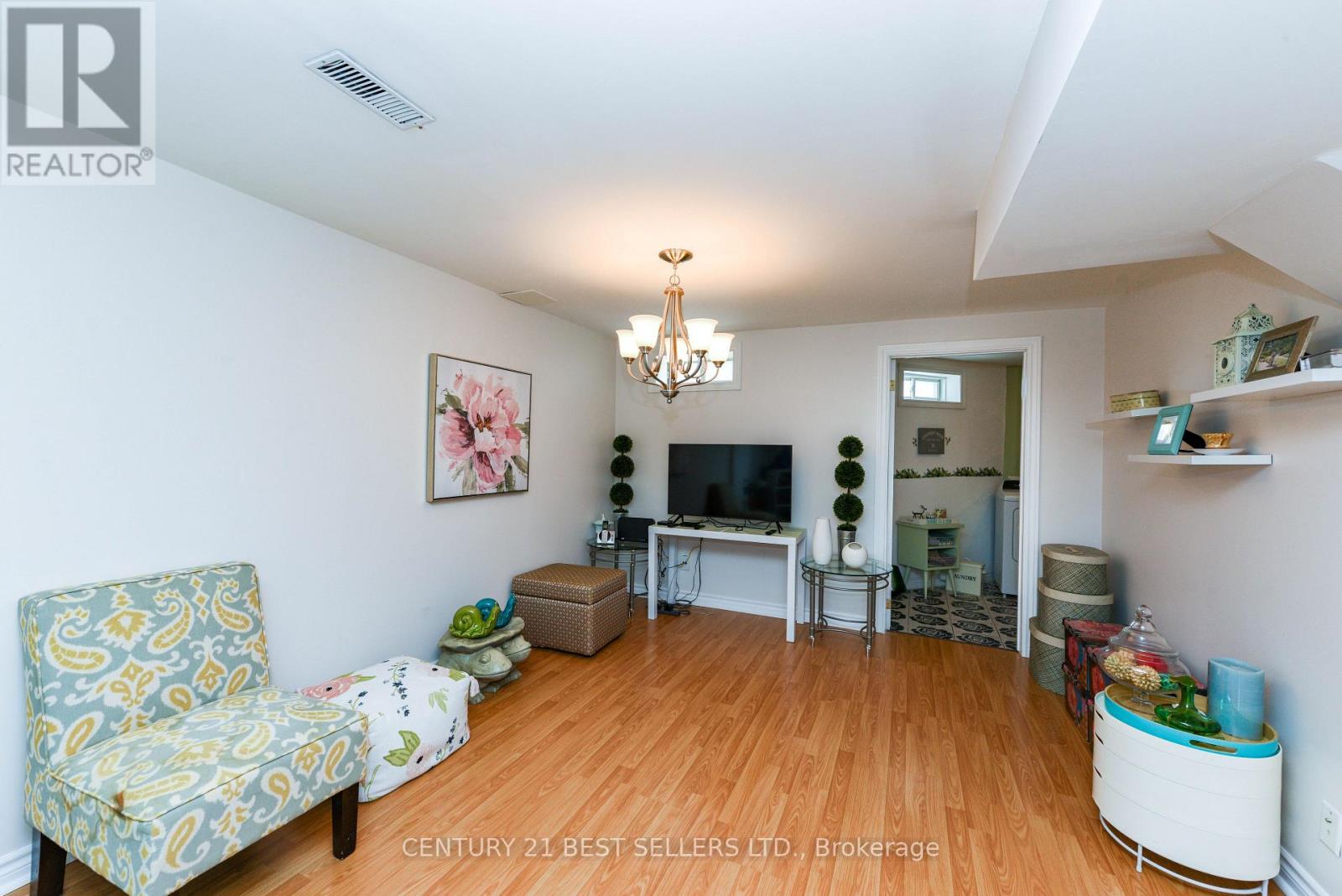 Photo 18 of 380 Wildgrass Road, Mississauga ON
