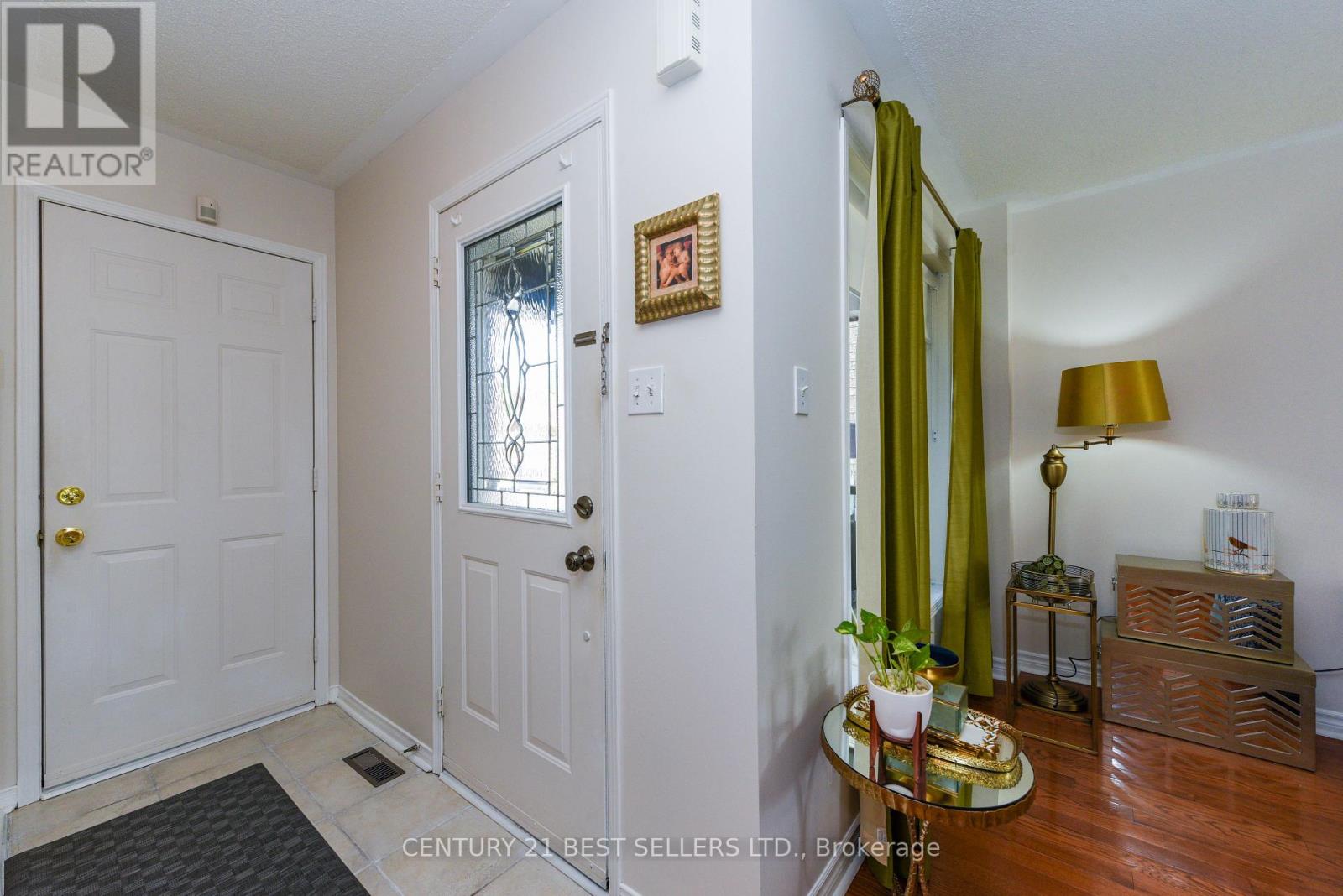 Photo 35 of 380 Wildgrass Road, Mississauga ON