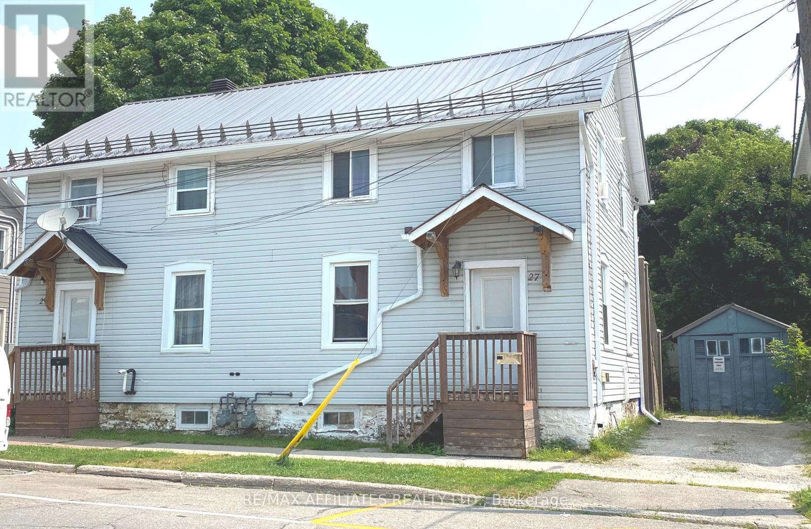 Photo 9 of 27 A 27 B 29 A 29 B 27 29 Market Street N, Smiths Falls ON