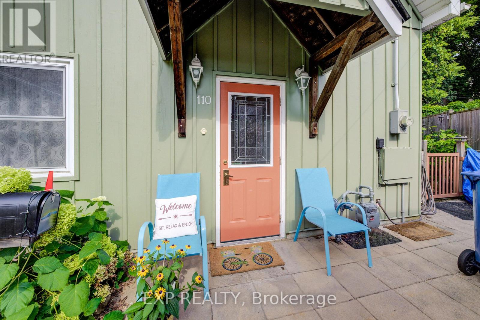 Photo 5 of 110 Surrey Street E, Guelph ON