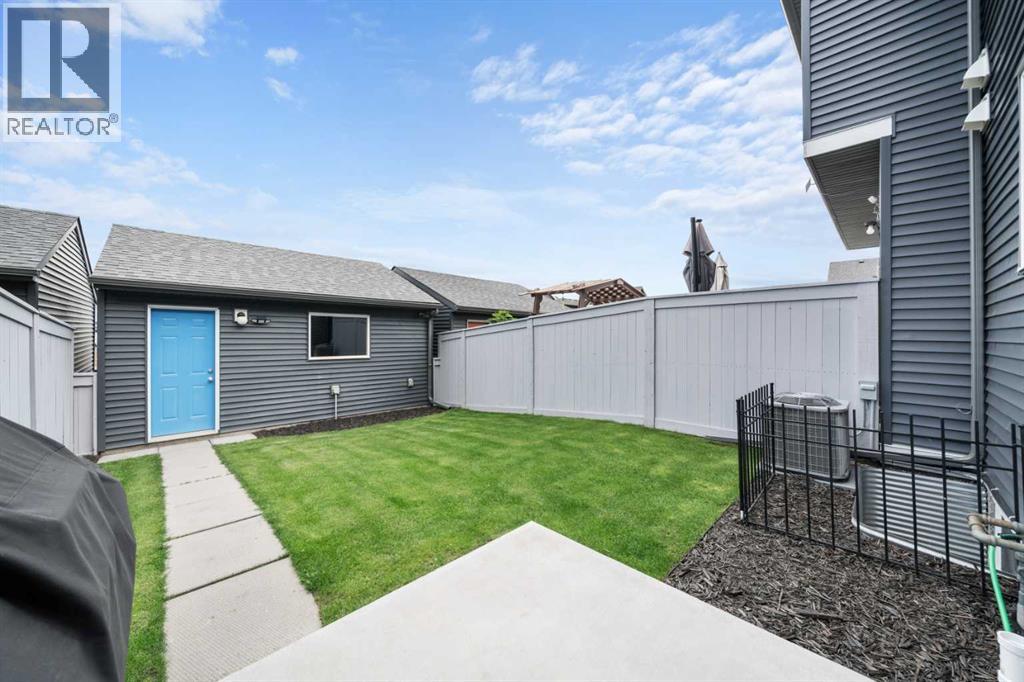 Single Family House for Sale in  Belmont Avenue SW Belmont Calgary 