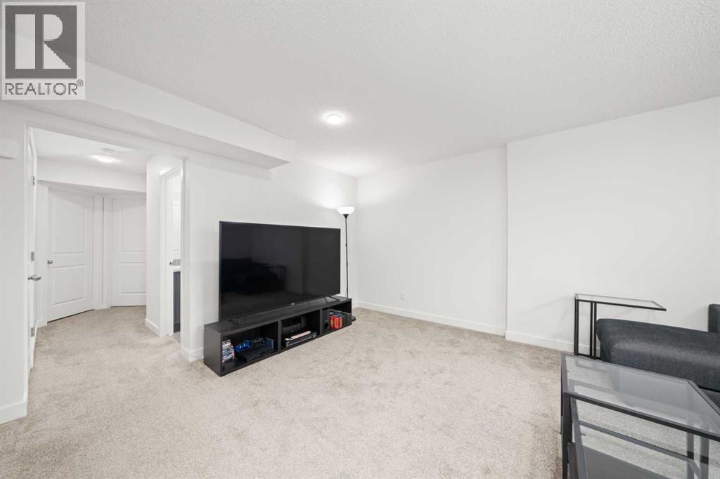Single Family House for Sale in  Belmont Avenue SW Belmont Calgary 