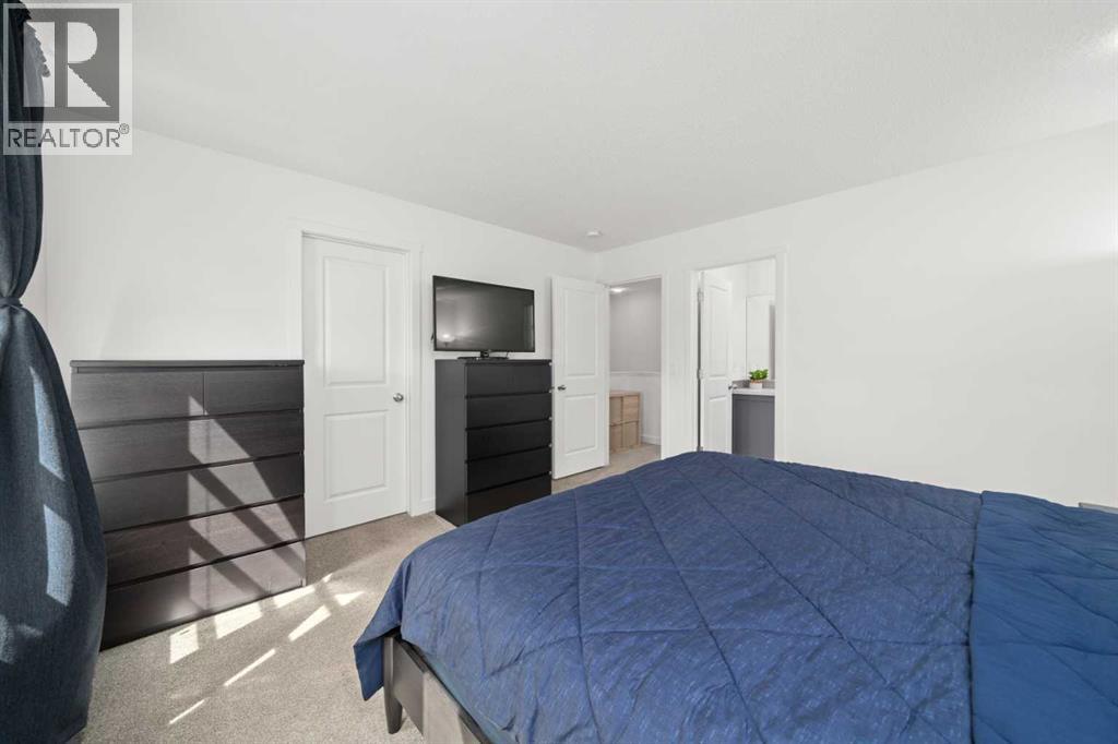 Single Family House for Sale in  Belmont Avenue SW Belmont Calgary 