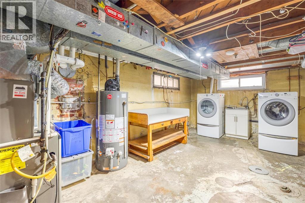 Photo 14 of 360 East Street North, Sarnia ON