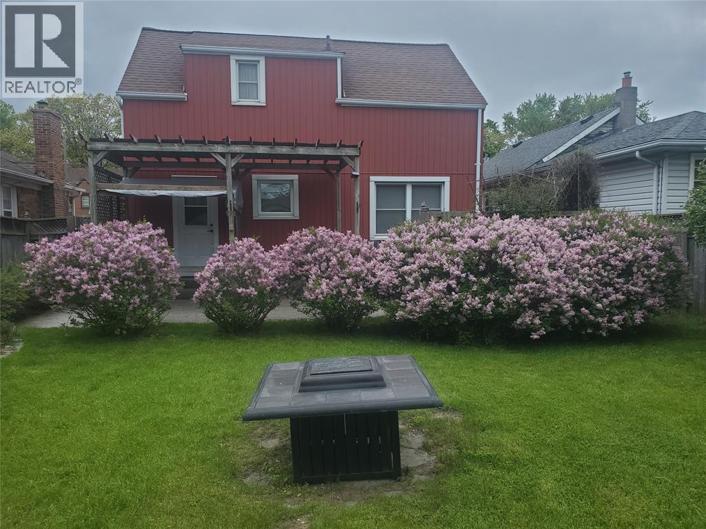 Photo 10 of 360 East Street North, Sarnia ON