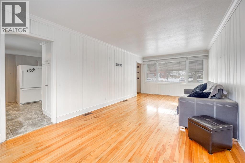 Photo 21 of 360 East Street North, Sarnia ON