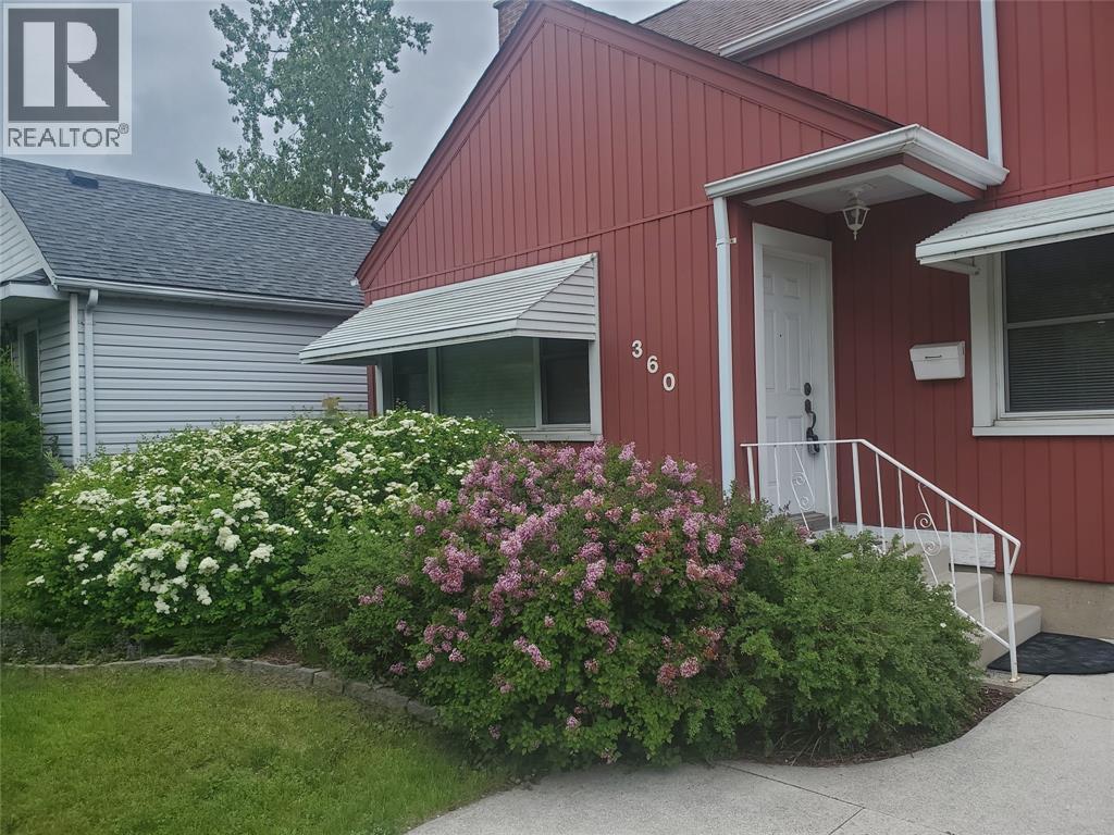 Photo 15 of 360 East Street North, Sarnia ON