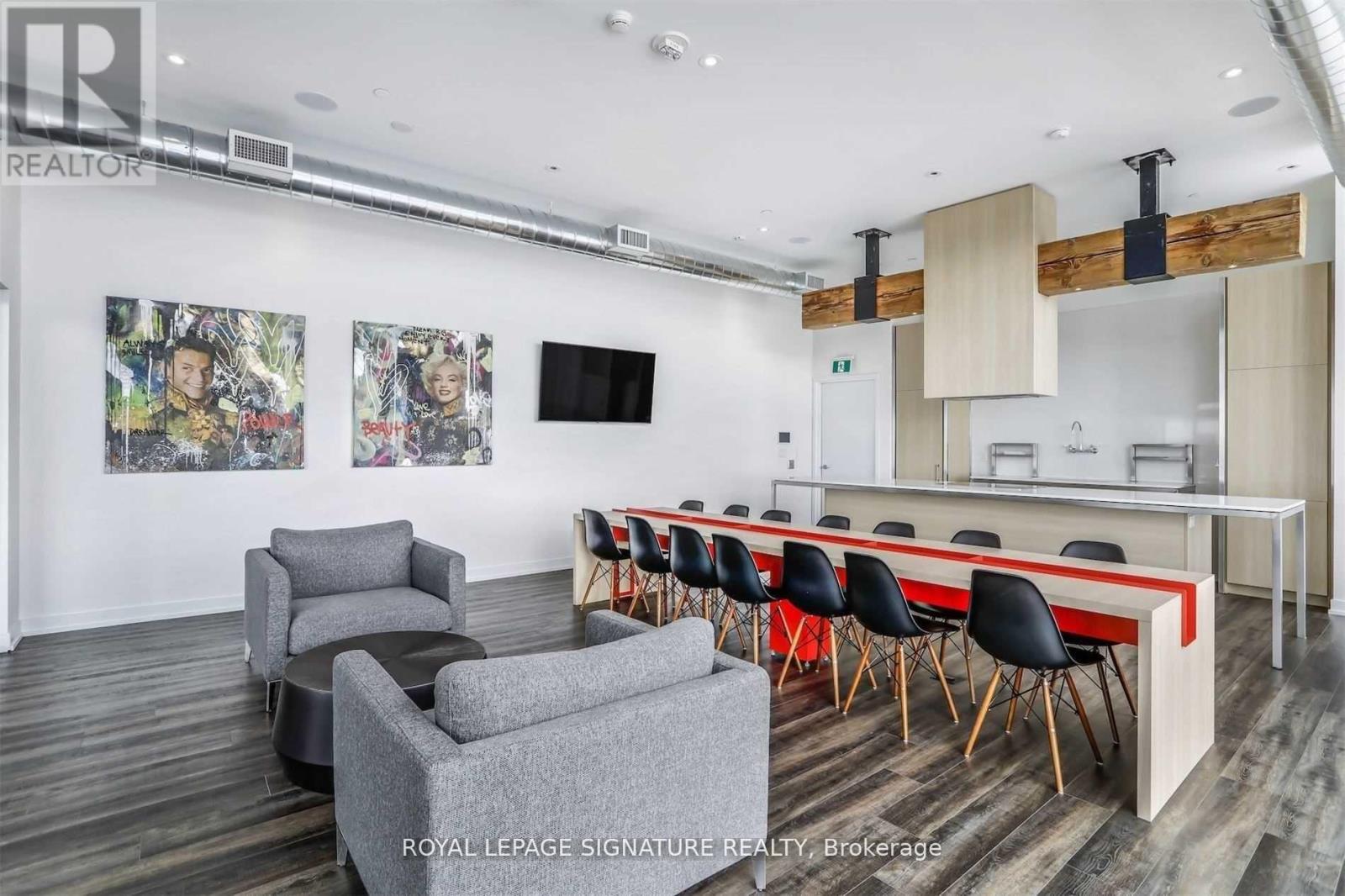 Photo 36 of 1005 135 East Liberty Street, Toronto ON