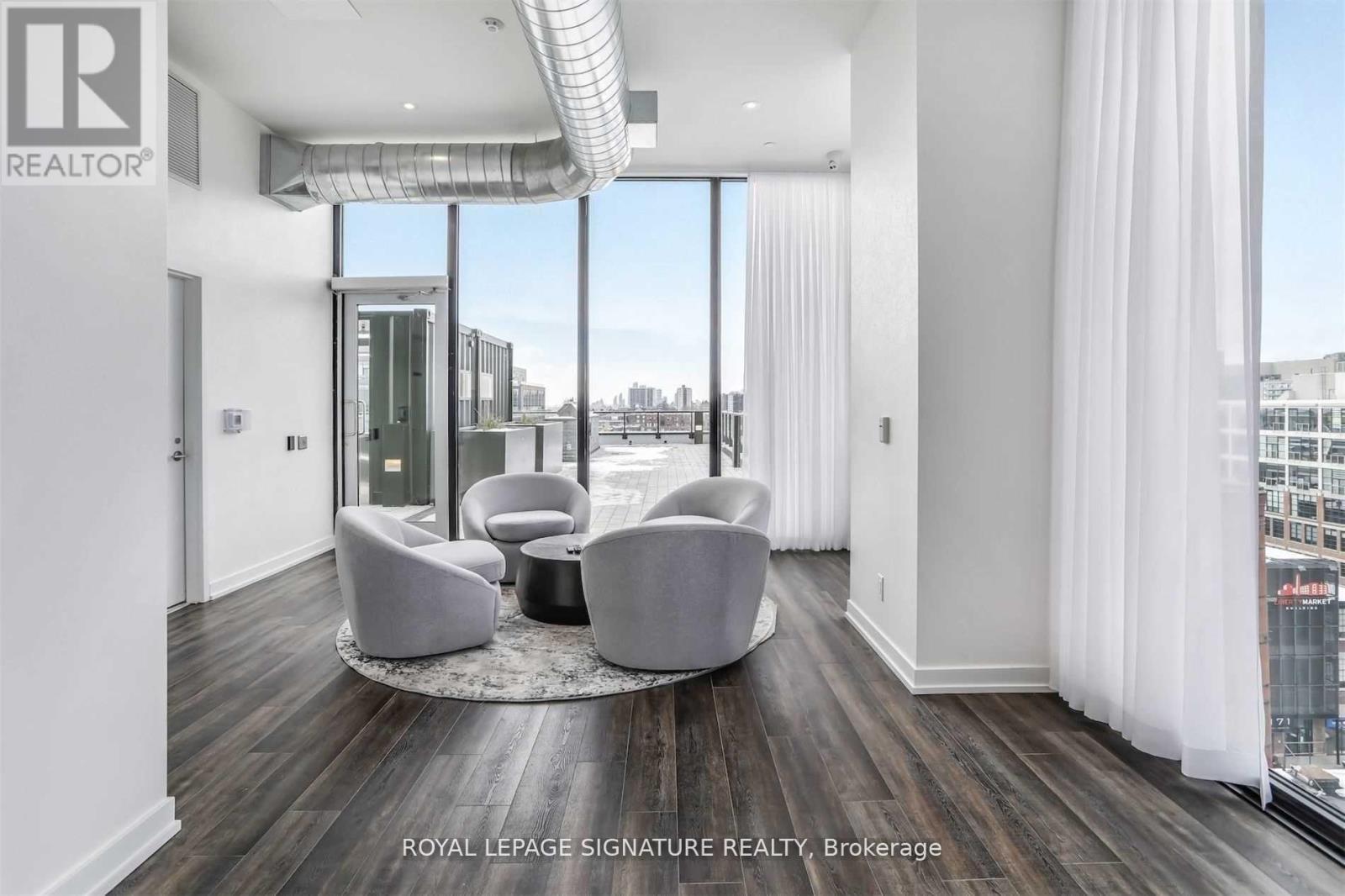 Photo 25 of 1005 135 East Liberty Street, Toronto ON