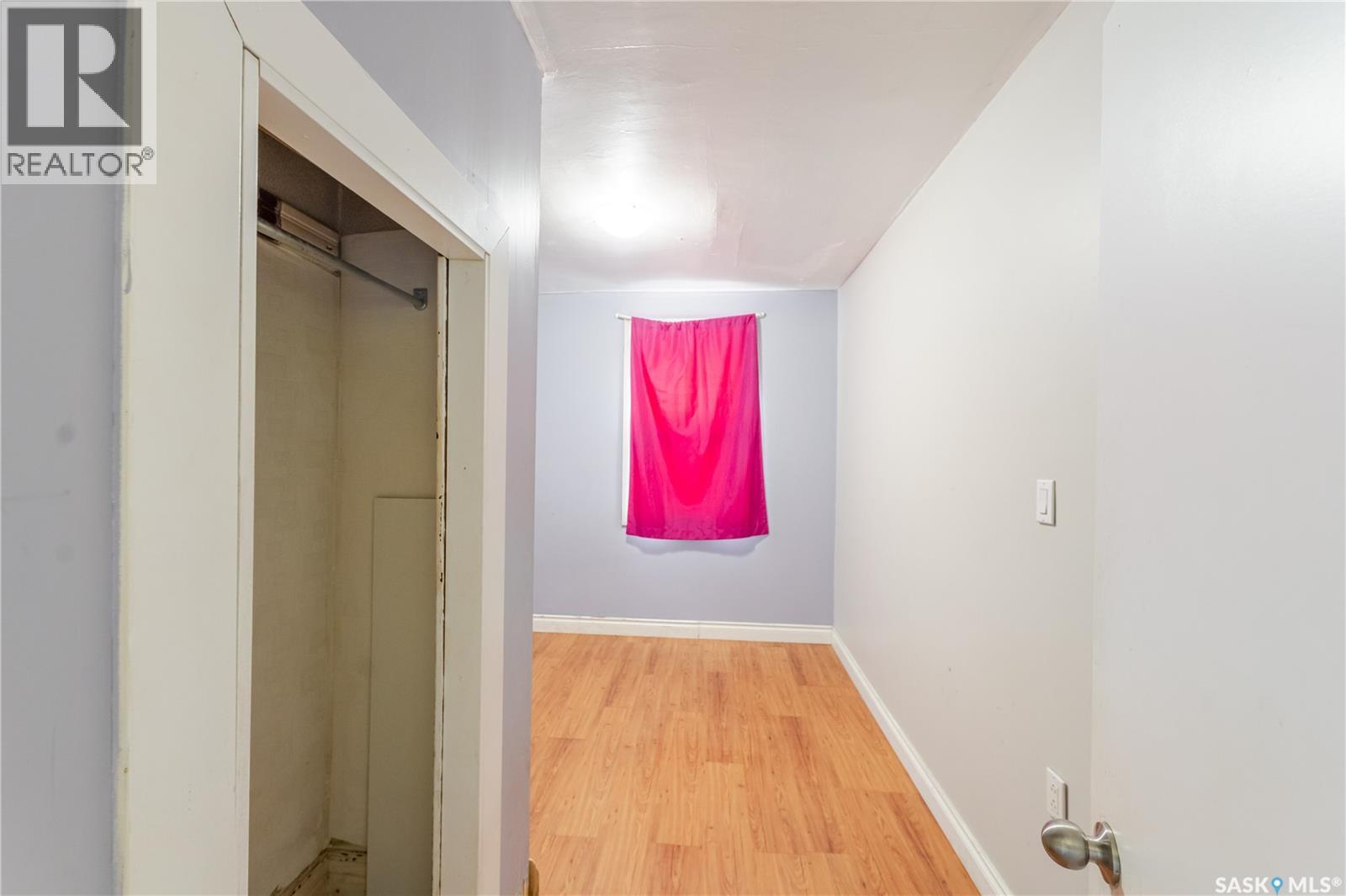 Photo 10 of 946 Stadacona Street W, Moose Jaw SK