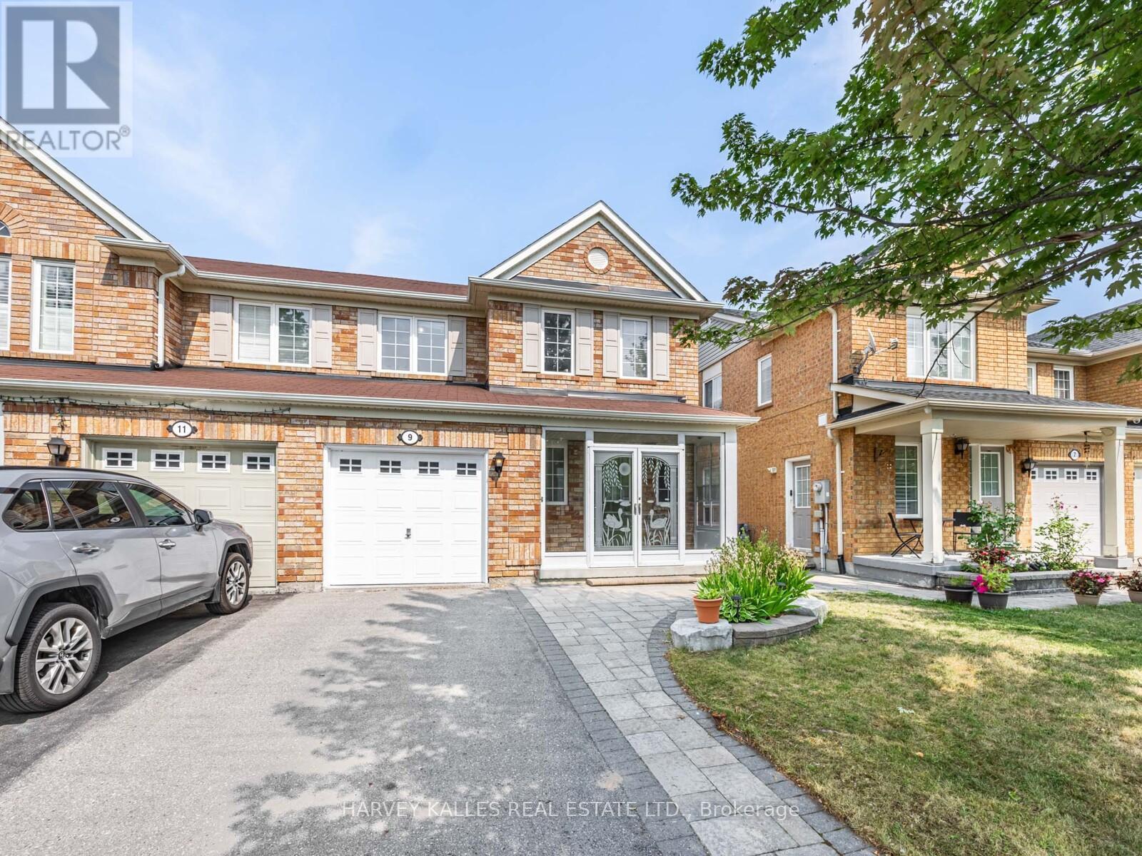Photo 1 of 9 Bobcat Terrace, Toronto ON