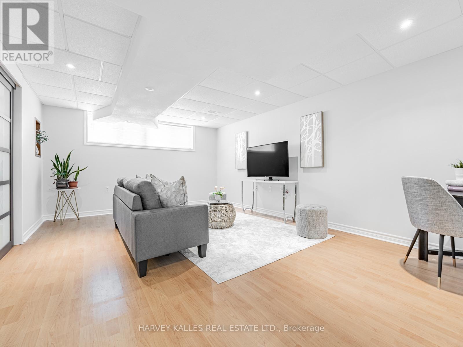 Photo 26 of 9 Bobcat Terrace, Toronto ON