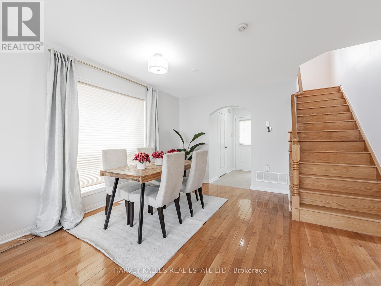Photo 7 of 9 Bobcat Terrace, Toronto ON
