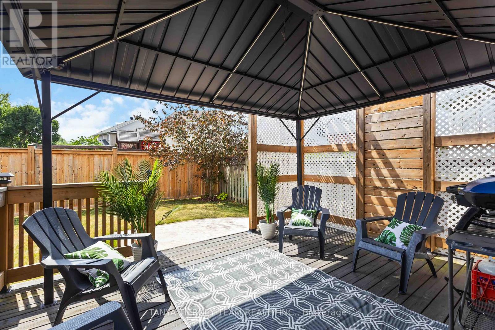 Photo 45 of 26 Wilshire Drive, Whitby ON