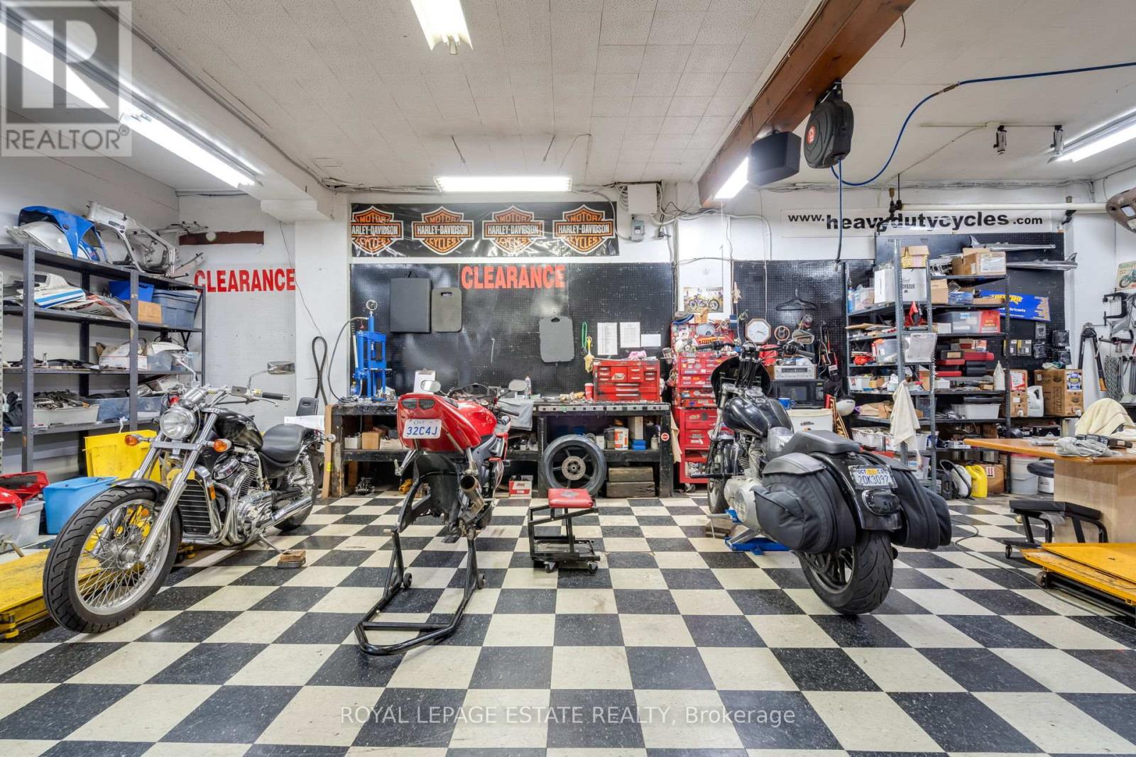 Photo 27 of 2230 Kingston Road, Toronto ON