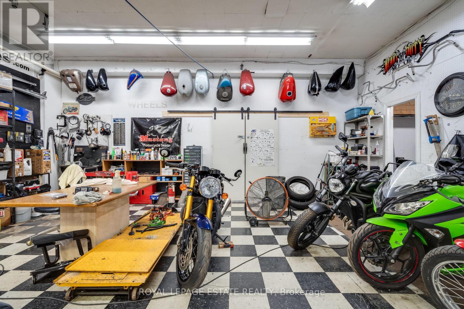 Photo 23 of 2230 Kingston Road, Toronto ON