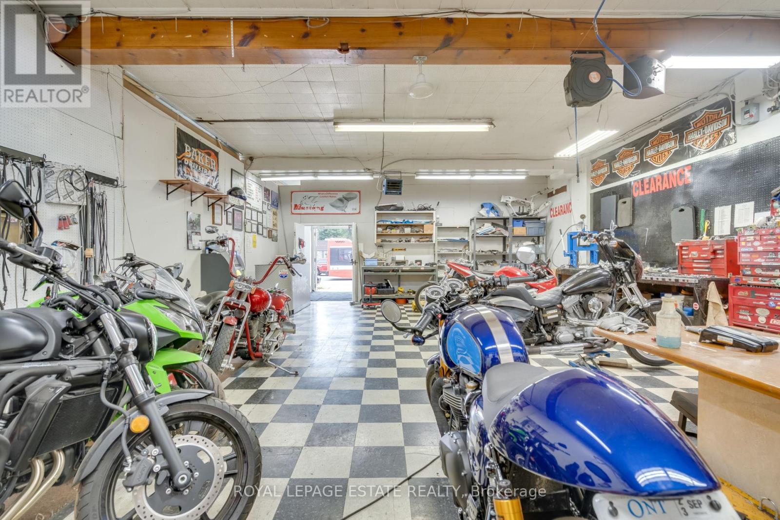 Photo 3 of 2230 Kingston Road, Toronto ON