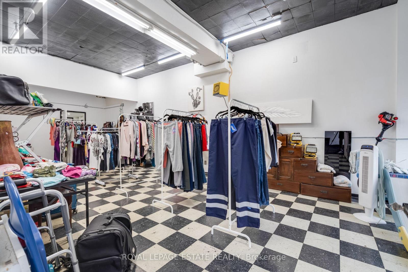 Photo 8 of 2230 Kingston Road, Toronto ON