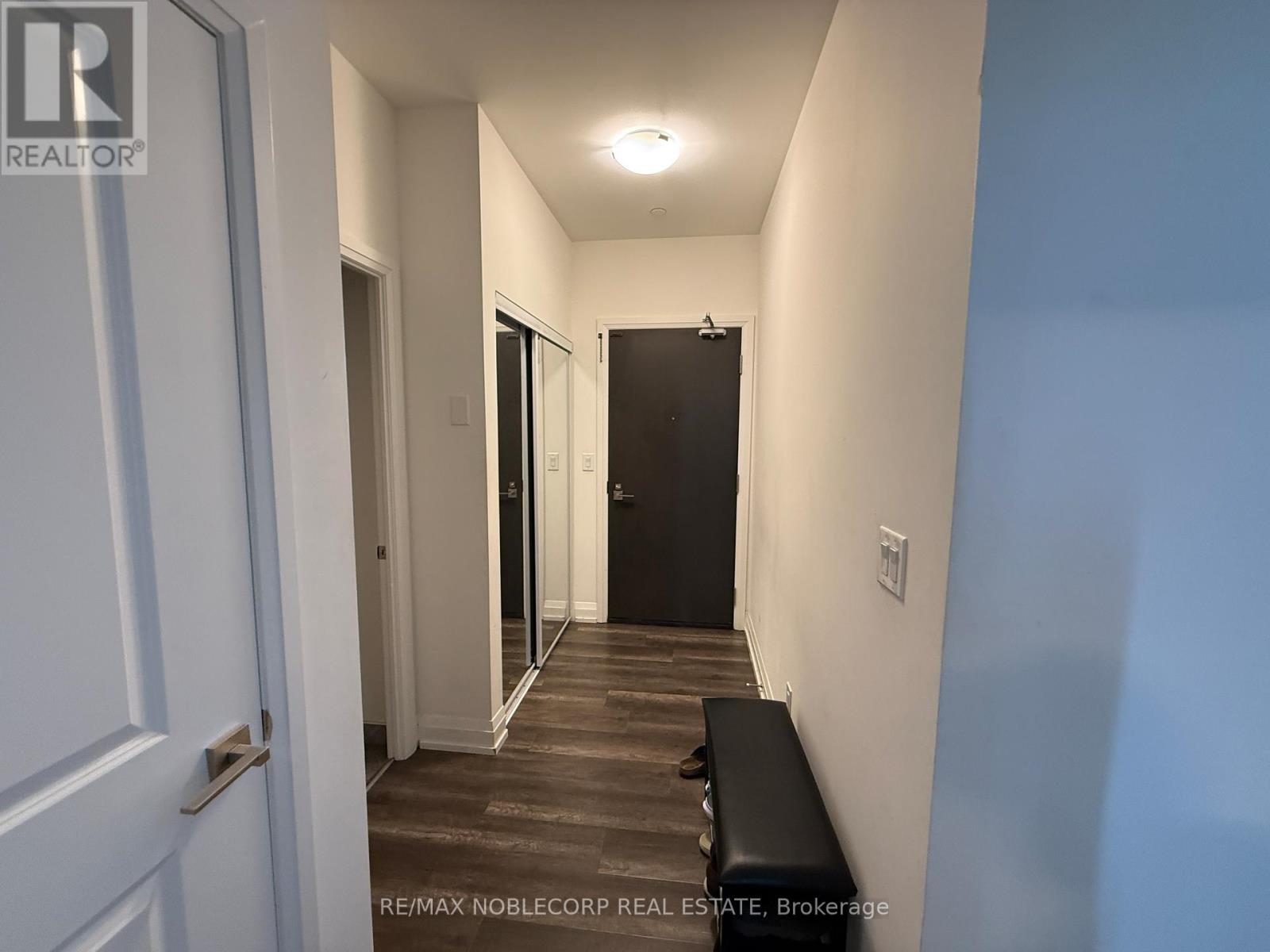 Photo 6 of 317 3600 Highway 7 W, Vaughan ON