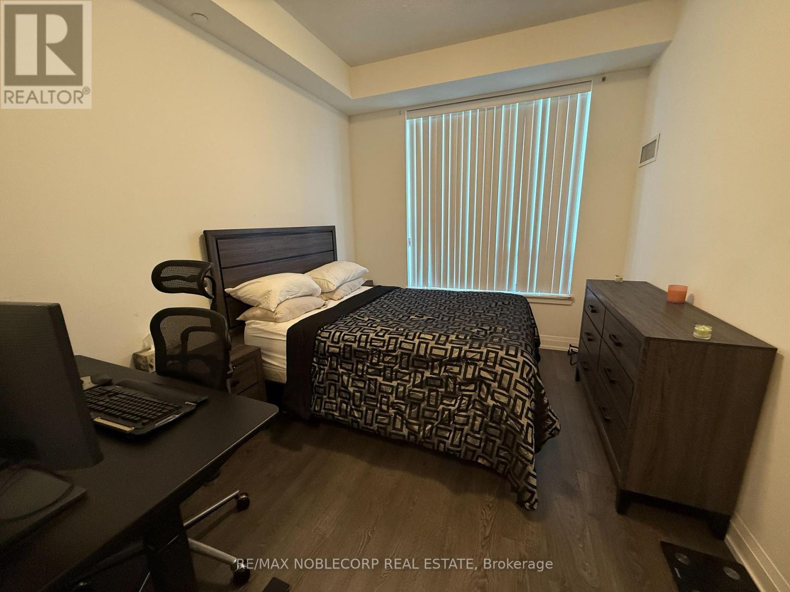 Photo 40 of 317 3600 Highway 7 W, Vaughan ON
