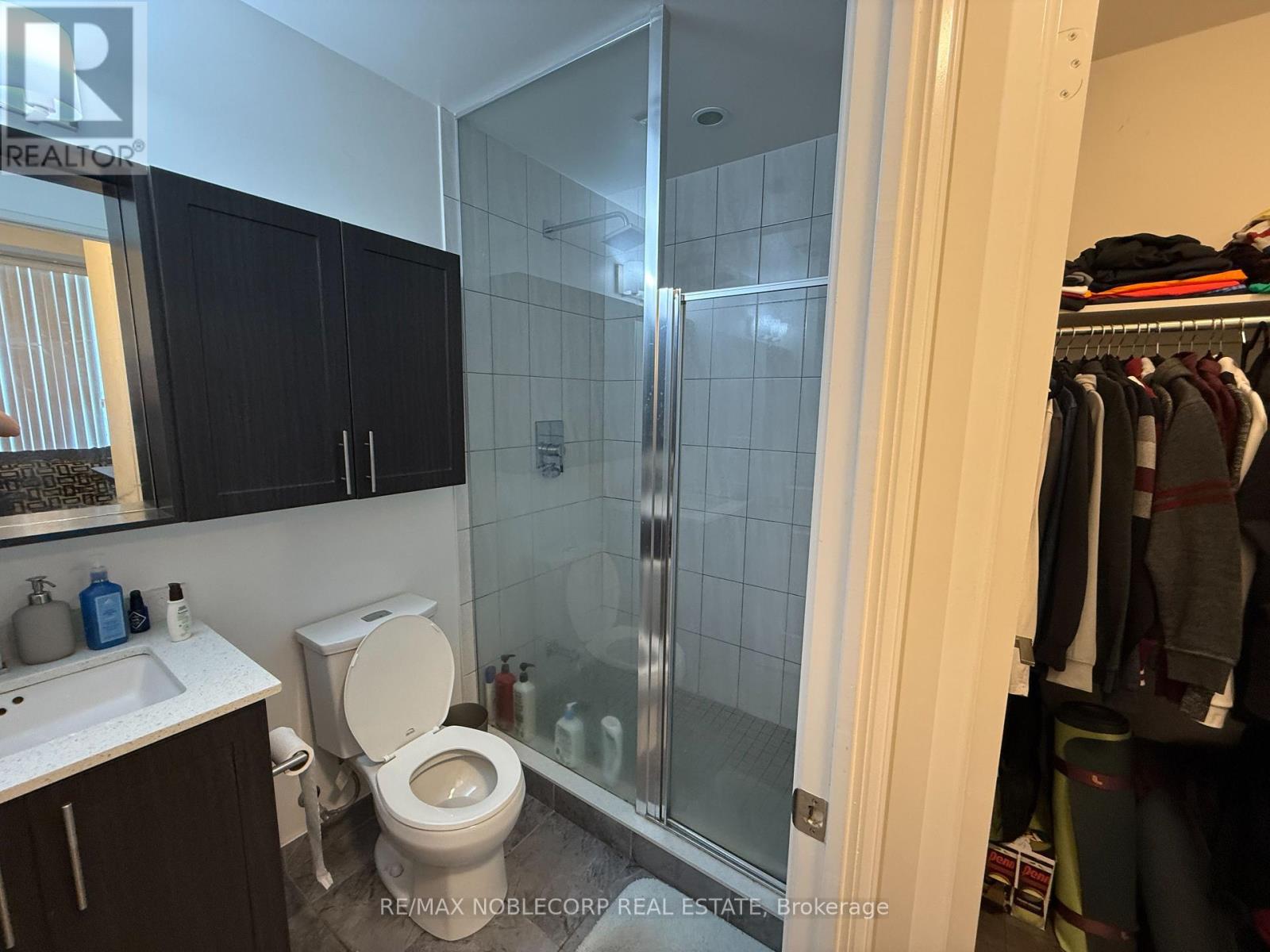 Photo 26 of 317 3600 Highway 7 W, Vaughan ON