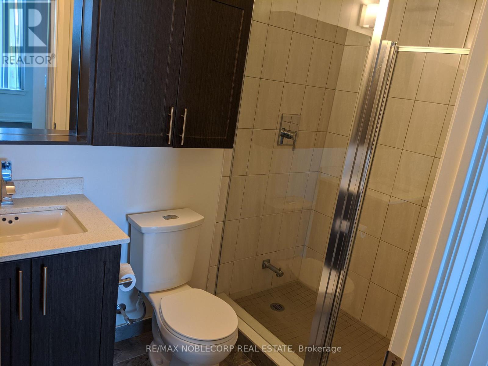Photo 42 of 317 3600 Highway 7 W, Vaughan ON