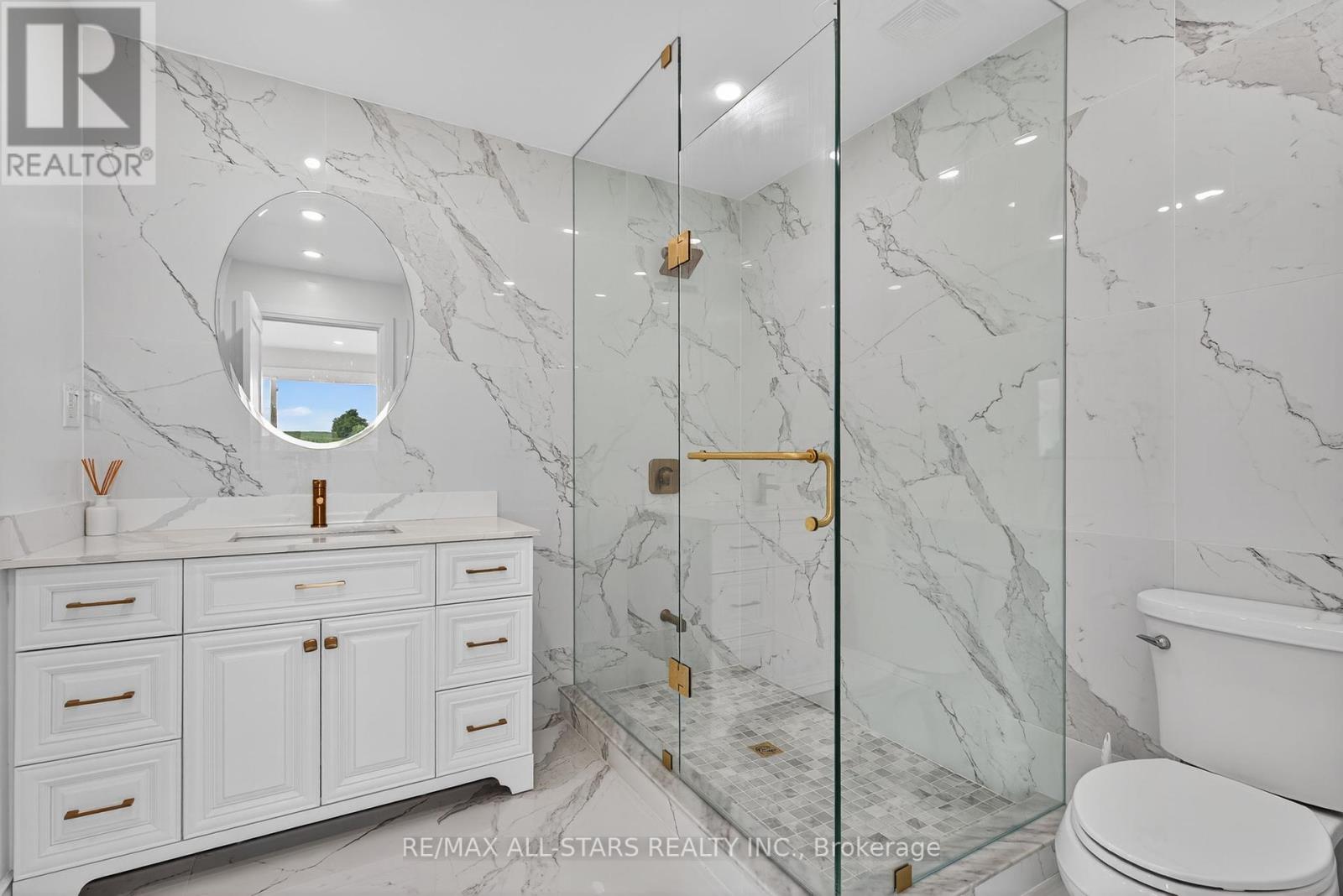Photo 26 of 22429 Kennedy Road, East Gwillimbury ON