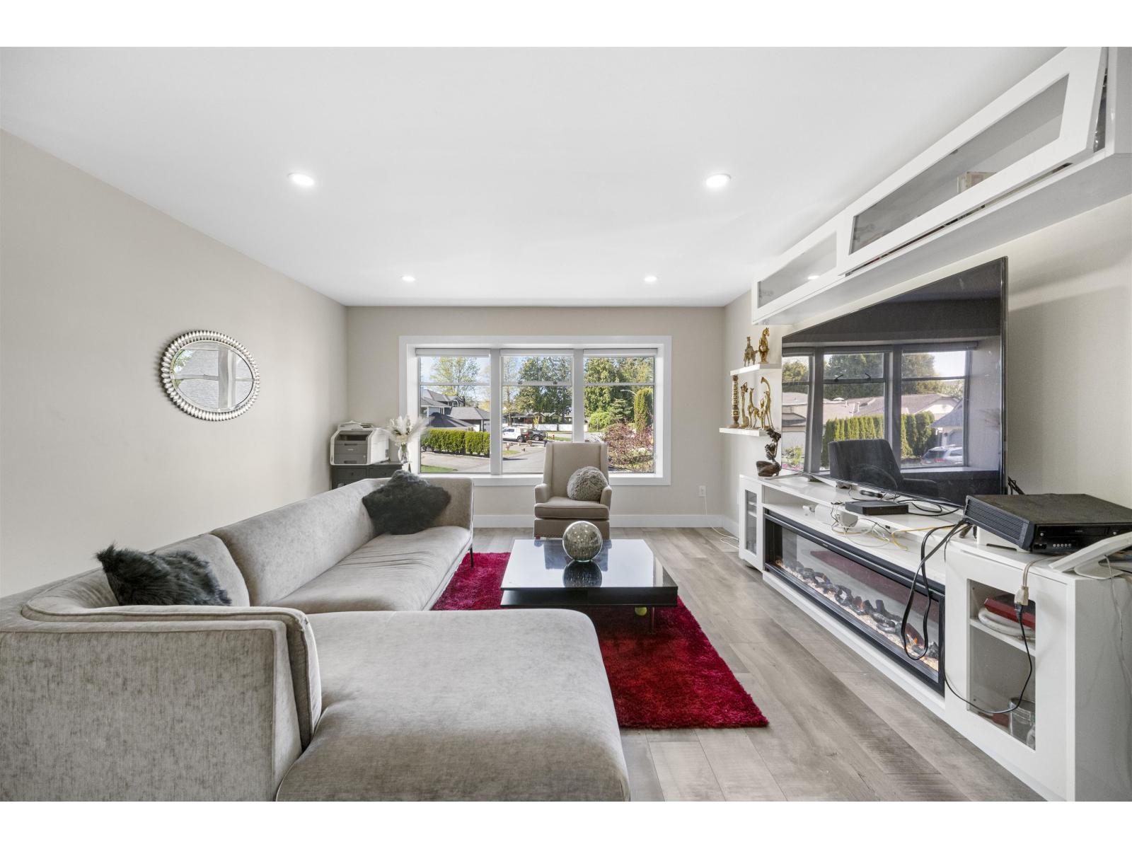 Photo 6 of 5258 197 Street, Langley BC